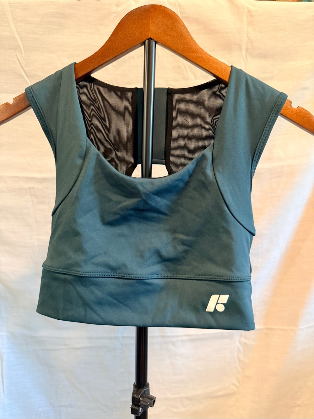 Performance Crop Top in Teal with Logo